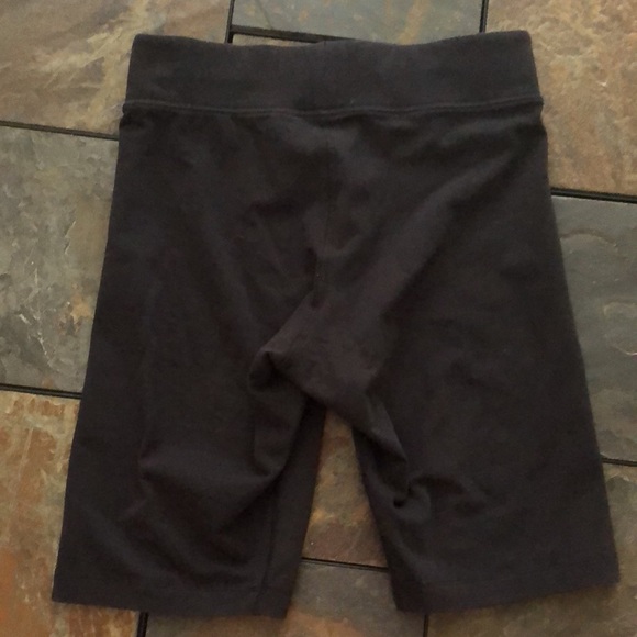 Nike bike shorts - Picture 2 of 3